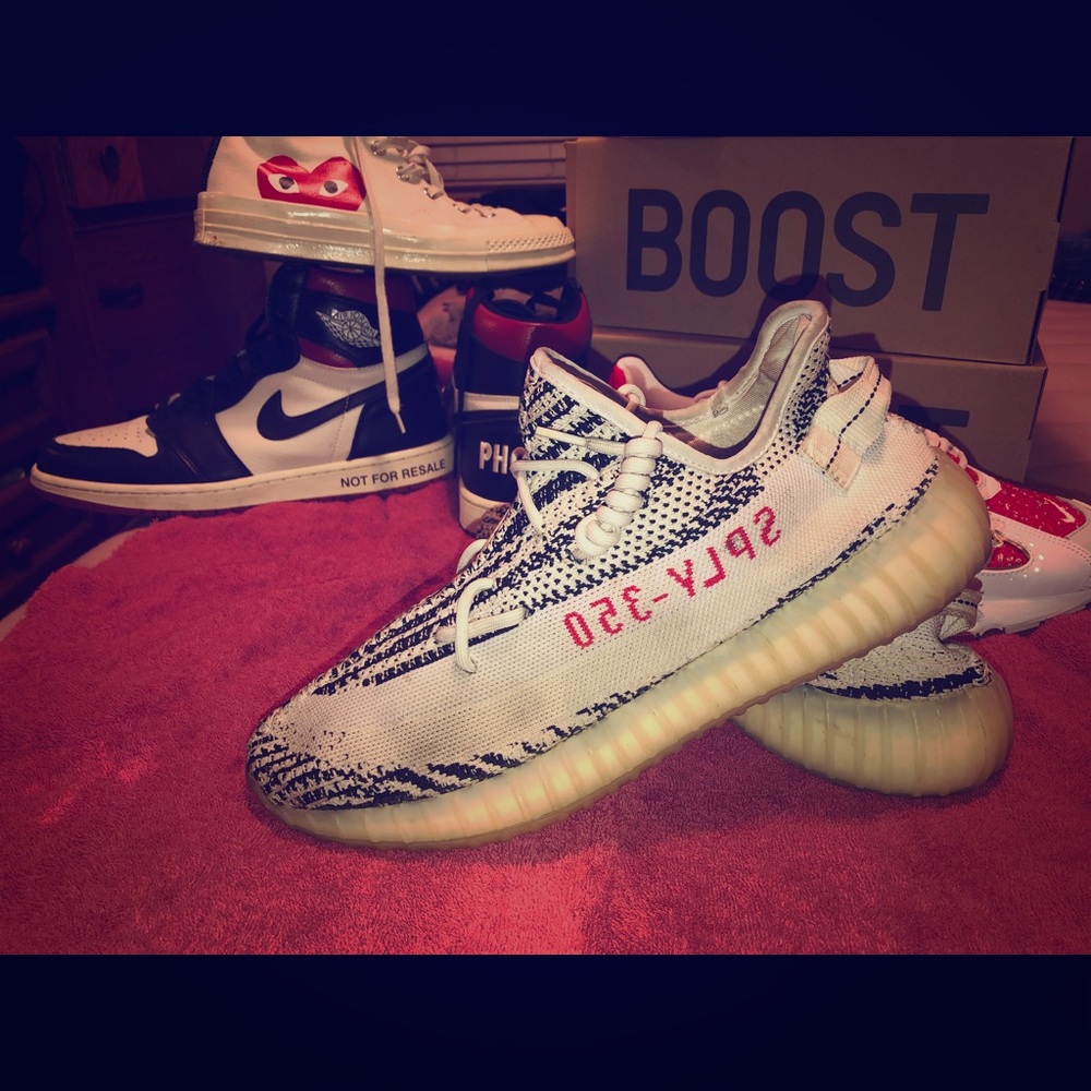 Yeezy zebra size 11